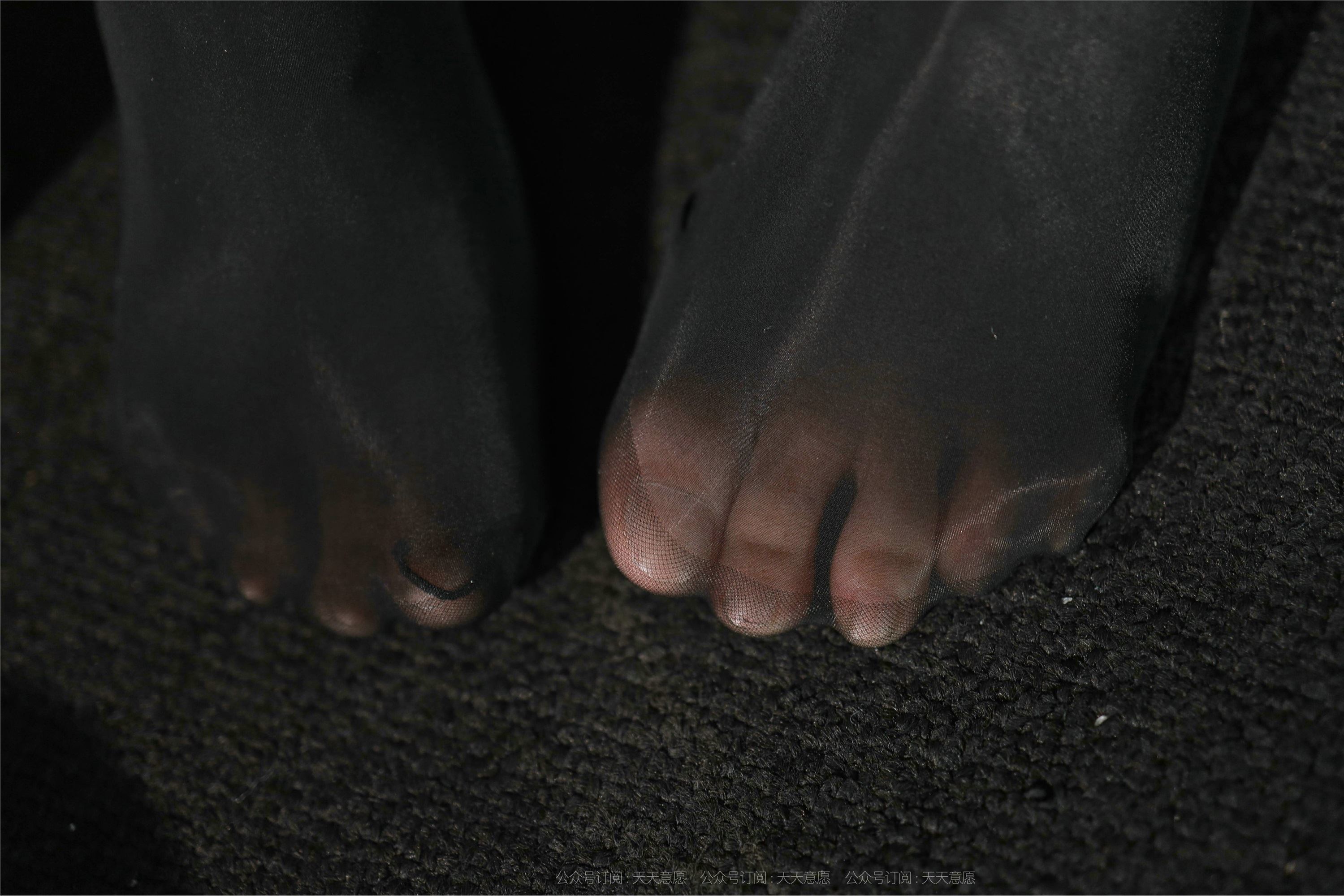 IESS异思趣向  2021.08.27 丝享家902：婉苹《暗夜里的制服》